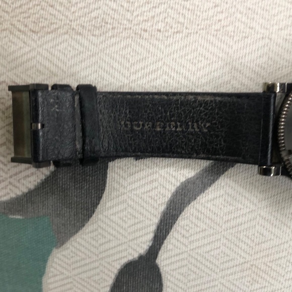 Burberry Authentic Mens Black Dial Analog Watch - Picture 10 of 13